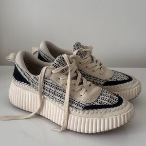 Dolce Vita Dolen Cream and Black Casual Shoes 7.5/8